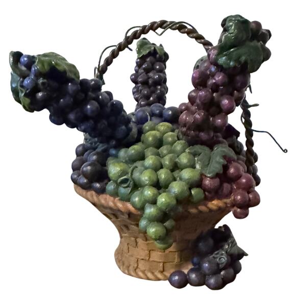 Vintage Grape Cluster Cheese Spreader Set - Resin Grapes in Wicker Basket Holder - Picture 2 of 4